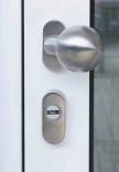 Einbruchschutzrosetten für Schmalrahmentüren