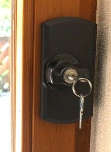 IKON Fensteraufhebelsicherung Krallfix®2 9M03 44910, braun, mit Zylinderschloss 