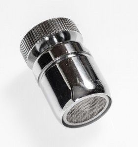 verchr. Perlator mit Kugelgelenk M 22 x 1 mit Innengesinde 