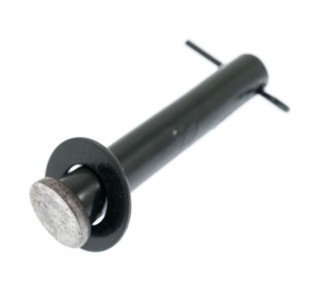 Bolzen mit Splint für die Befestigung der Kolbenstange am Schwengel 