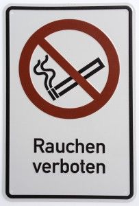ALU Schild gepr.,200mm breit, 300mm hoch "Rauchen verboten" mit Symbol 
