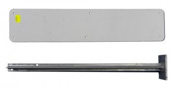 Pfosten mit geschweißter Bodenplatte und Aluminiumgrundplatte 110 x 520 mm für 